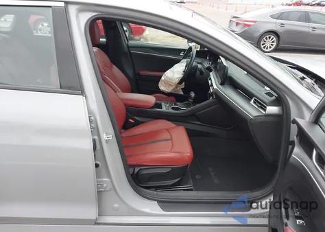 2023 Kia K5 Gt-Line z USA, uszkodzony, nr VIN 5XXG64J25PG221963